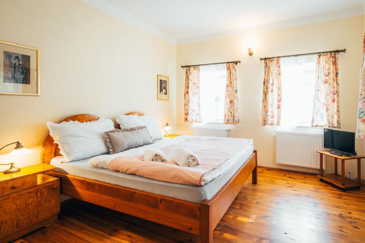 Sv. Hubertus Hotel Cesky Krumlov Bagian luar foto