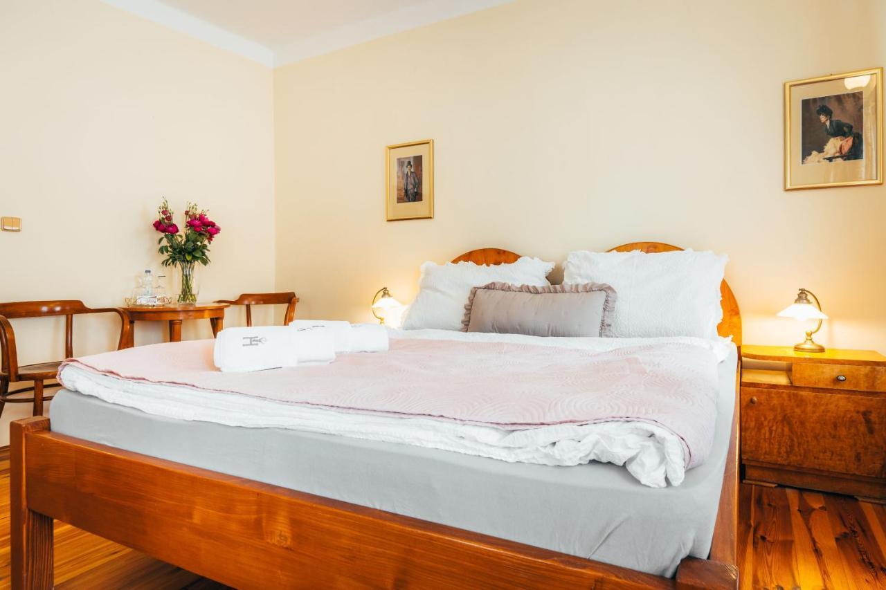 Sv. Hubertus Hotel Cesky Krumlov Bagian luar foto