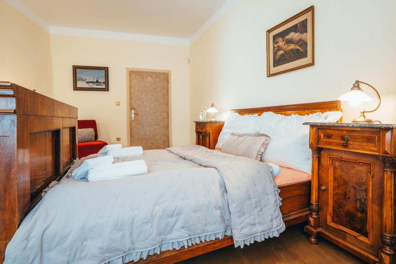 Sv. Hubertus Hotel Cesky Krumlov Bagian luar foto